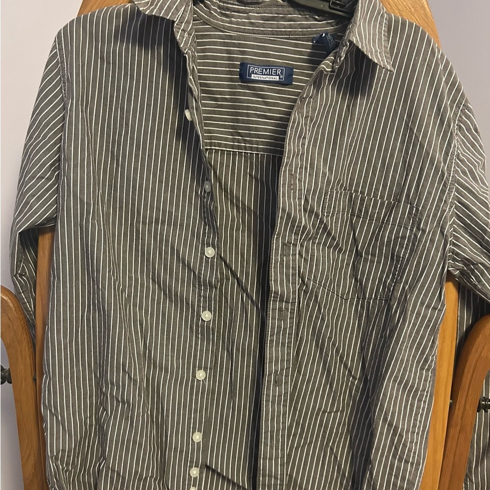 Gray white striped men’s long sleeve shirt